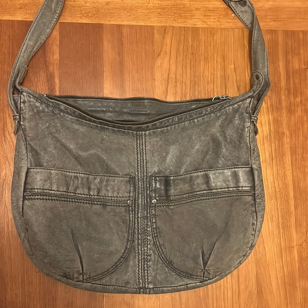 Comptoir des Cotonniers gray leather bag.